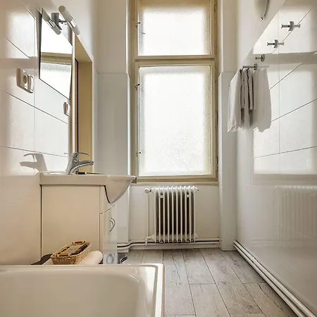 Bhg Apartment *