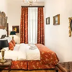 Bhg *
